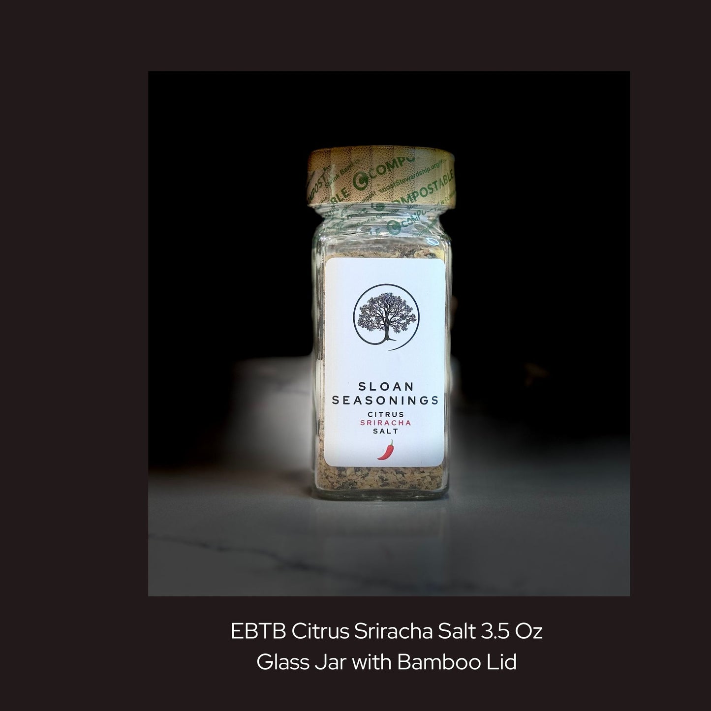 Sloan Seasonings Citrus Sriracha in glass jar with bamboo lid – bold, savory blend with clean ingredients