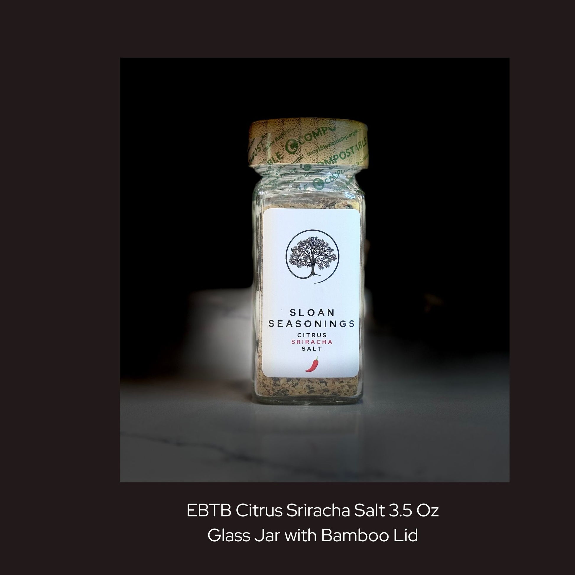 Sloan Seasonings Citrus Sriracha in glass jar with bamboo lid – bold, savory blend with clean ingredients